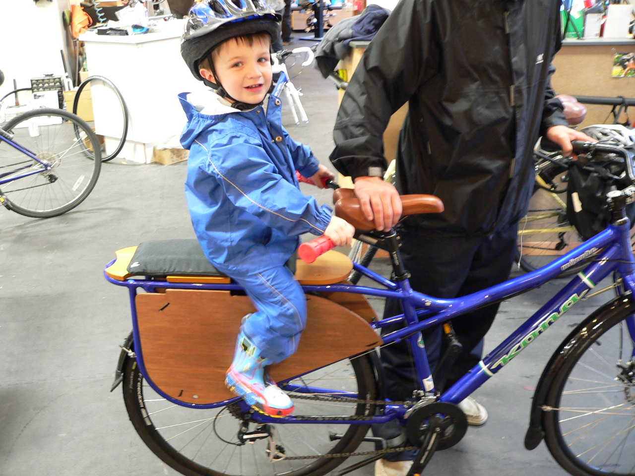 Подставка для ног на велосипед для ребенка